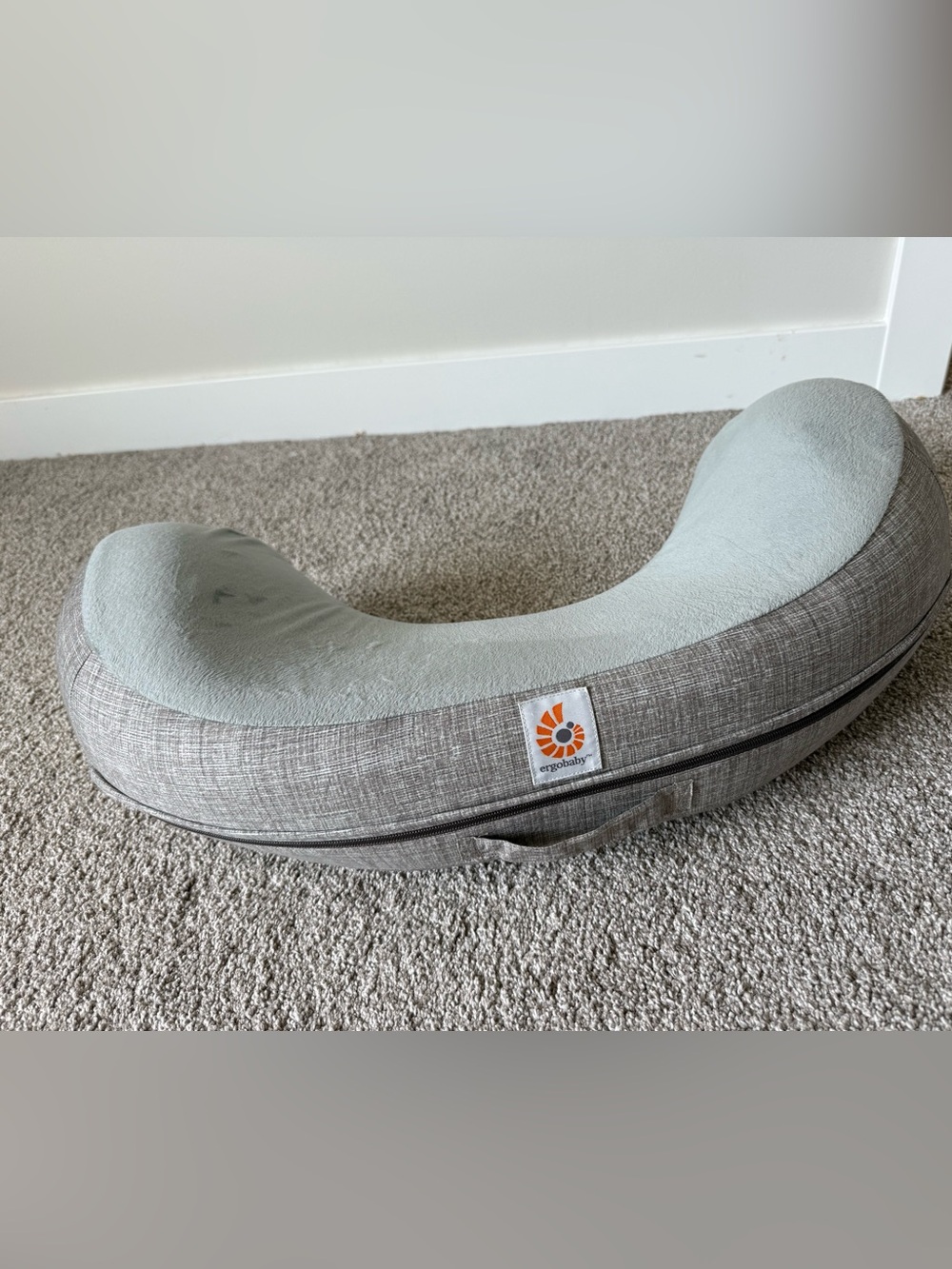 Ergobaby BF Pillow
